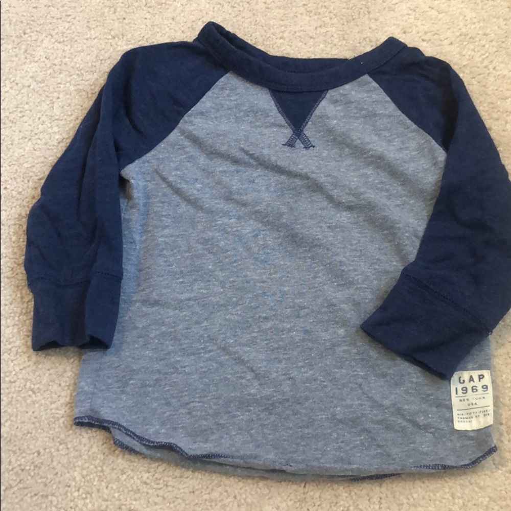 Gap kids t shirt